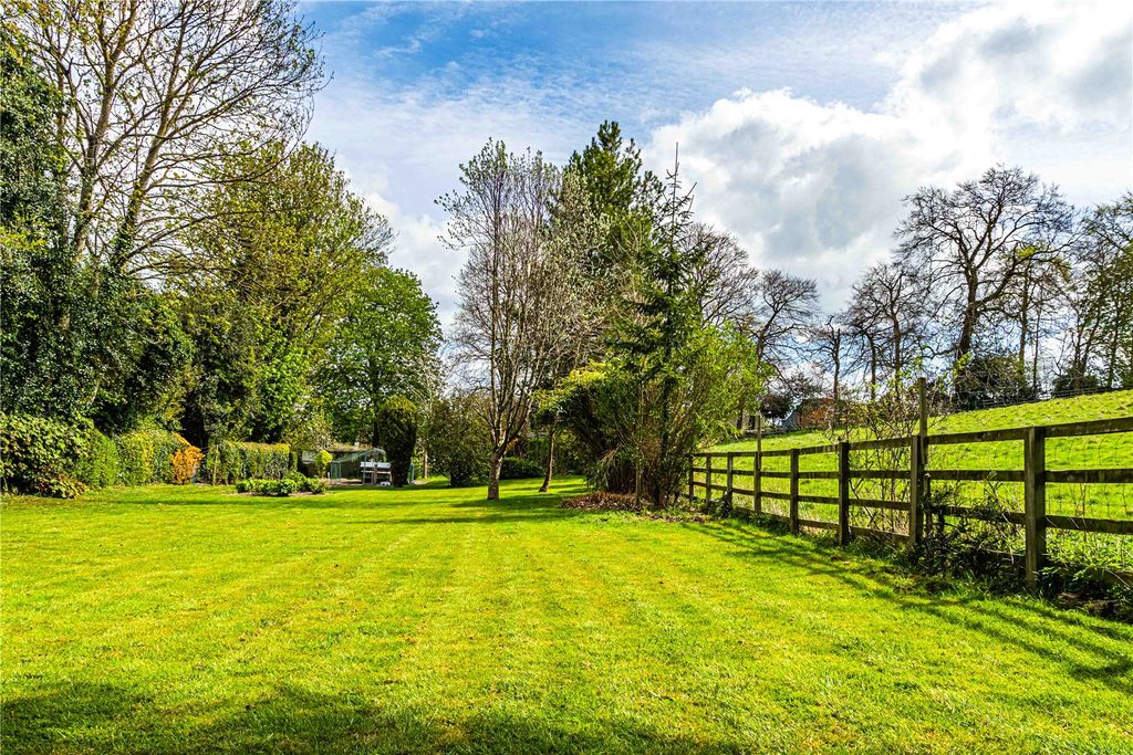 Property photo 3 of 45 Picture No. 27