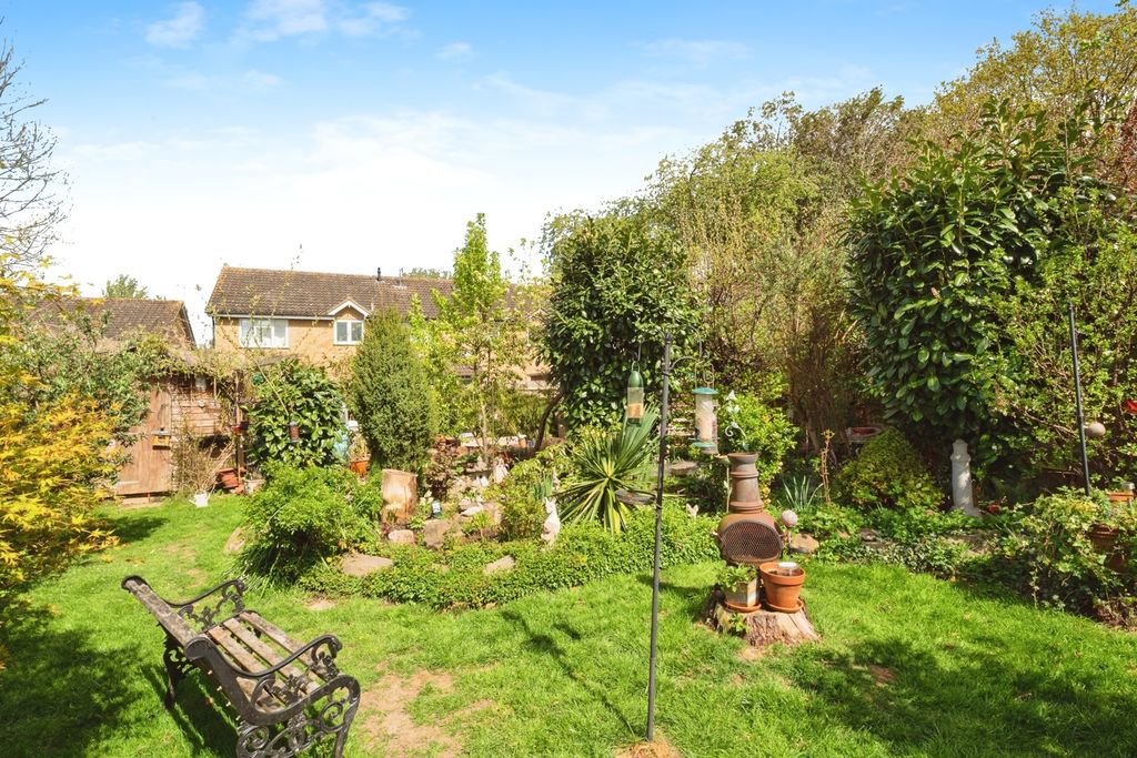 Property photo 3 of 17 Photo