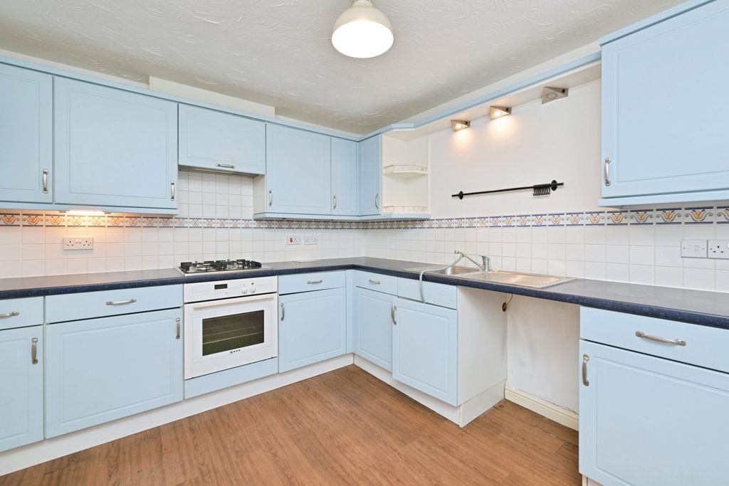 Property photo 2 of 15