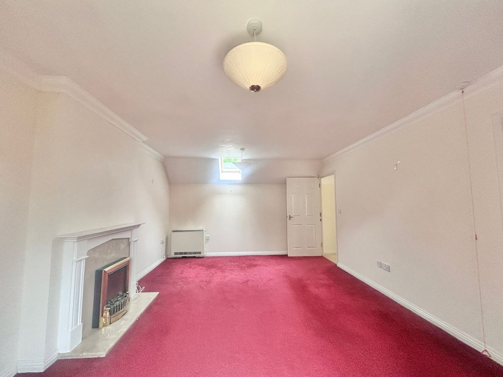 Property photo 3 of 15