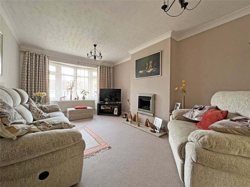 Property photo 2 of 17 Picture No. 18