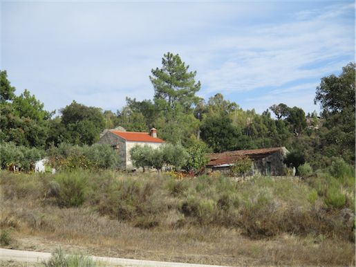 Property photo 2 of 32