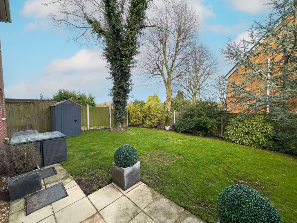 Property photo 3 of 34