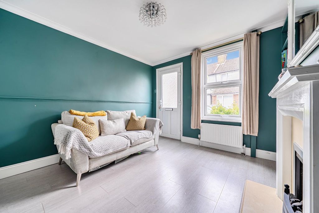 Property photo 3 of 20 1366088-10-68Ecf7F7847A5.Jpg