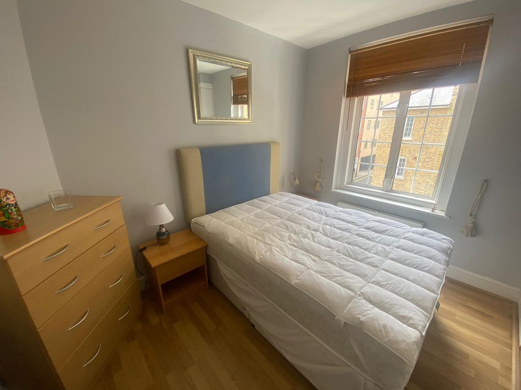 Property photo 3 of 5 Gallery