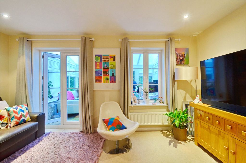 Property photo 2 of 10 Picture No. 02