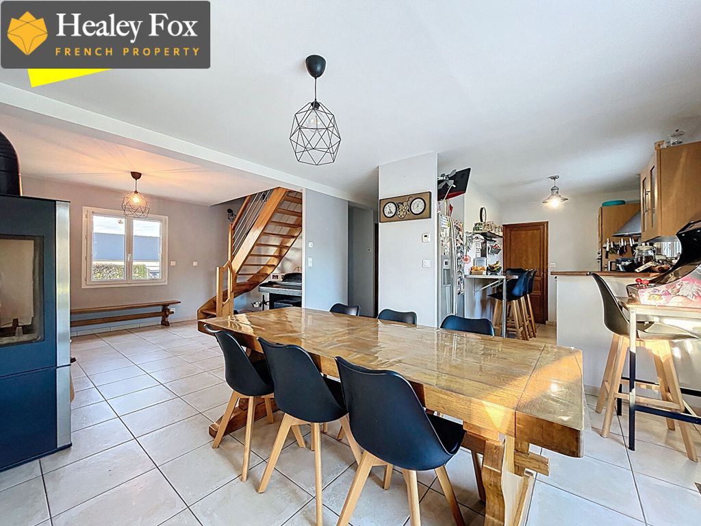 Property photo 3 of 18