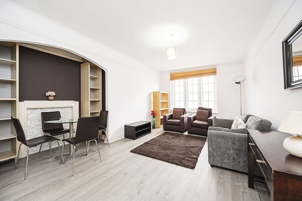 Property photo 1 of 5