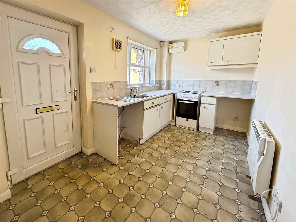 Property photo 2 of 11 Picture No. 10