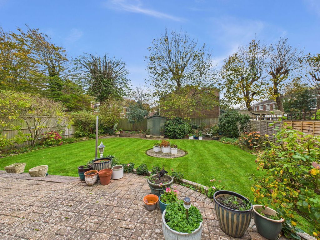 Property photo 2 of 19