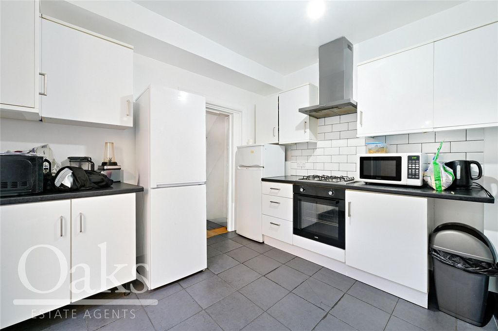 Property photo 3 of 12 Picture No. 05