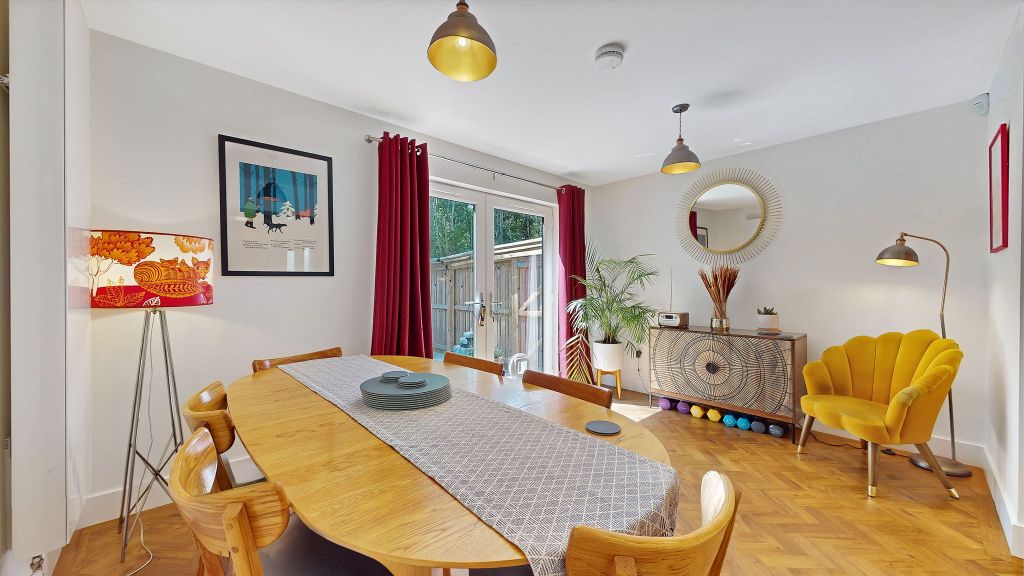 Property photo 3 of 31 27-Web-Or-Mls-48 Festival Court_28