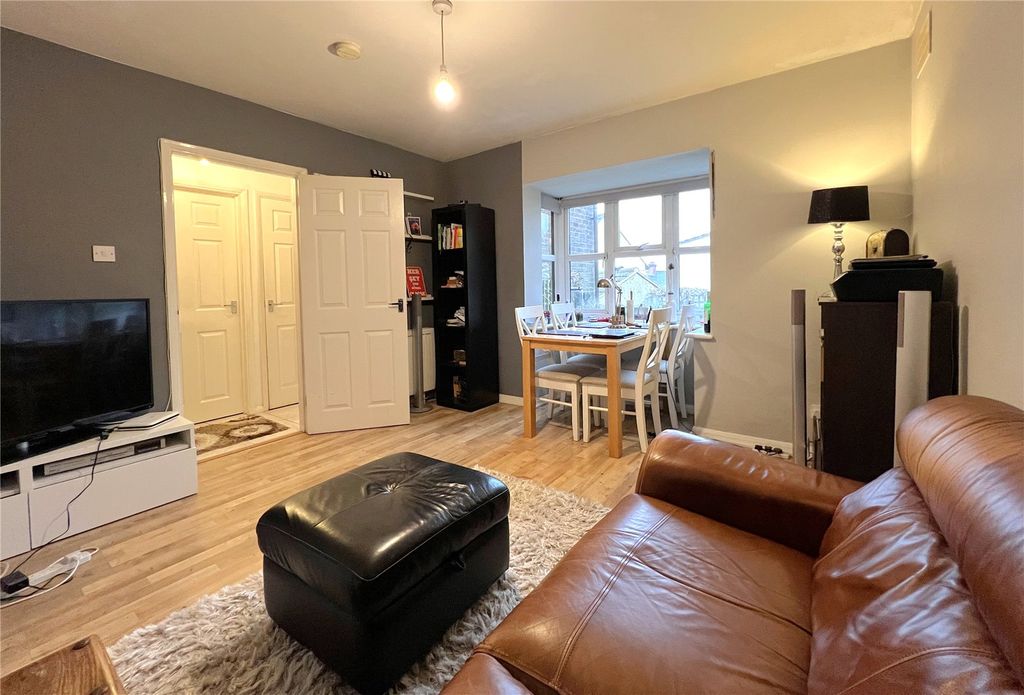 Property photo 2 of 6 Picture No. 07