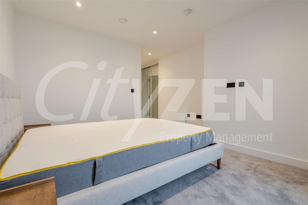 Property photo 3 of 19 Bedroom