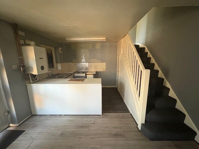 Property photo 1 of 4
