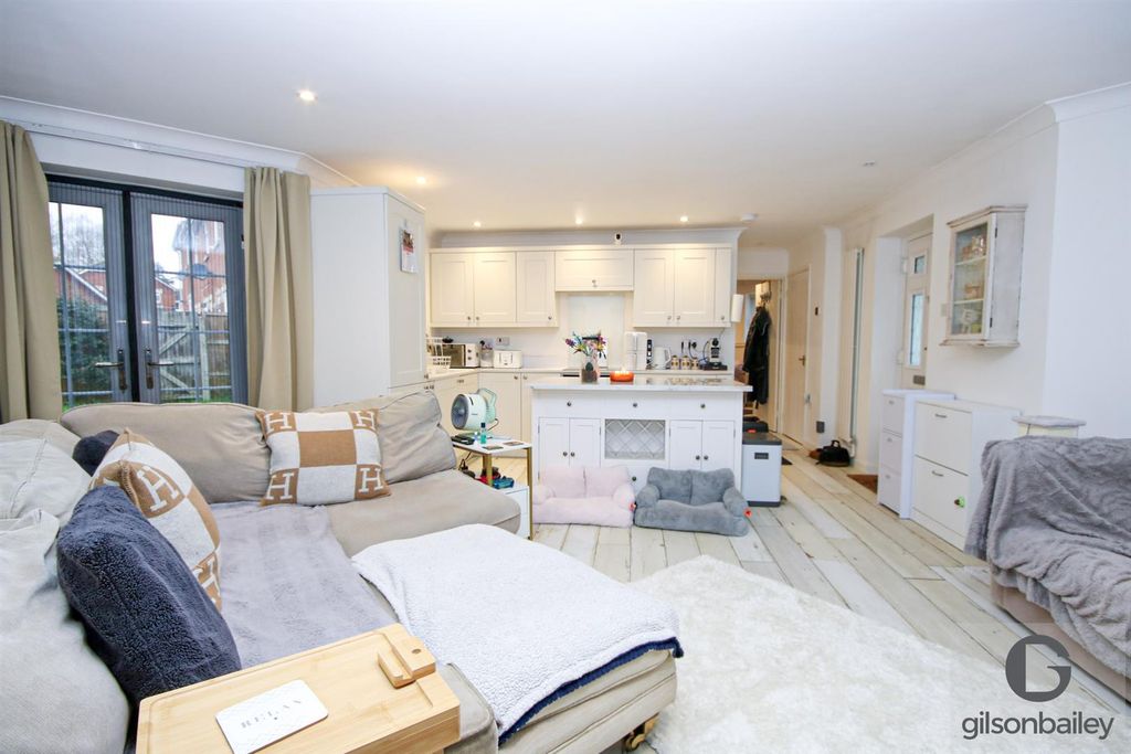 Property photo 1 of 17 14-Img_2694.Jpg