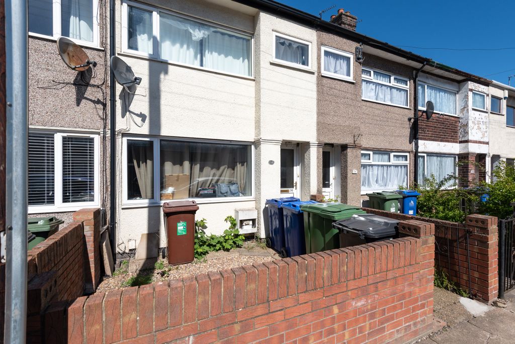 Property photo 1 of 24