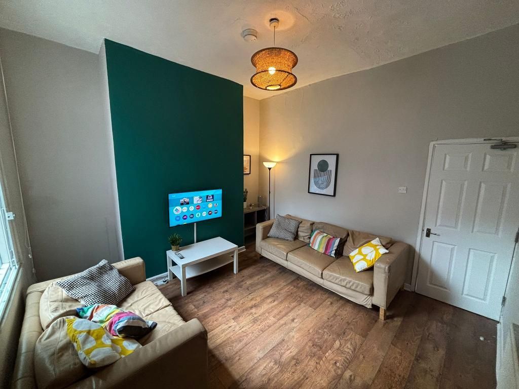 Property photo 2 of 17 Photo 2