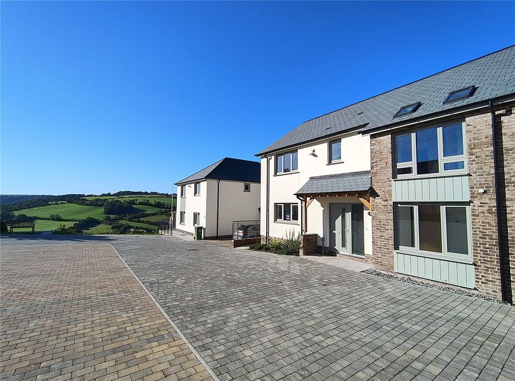 Property photo 1 of 28 Picture No. 35