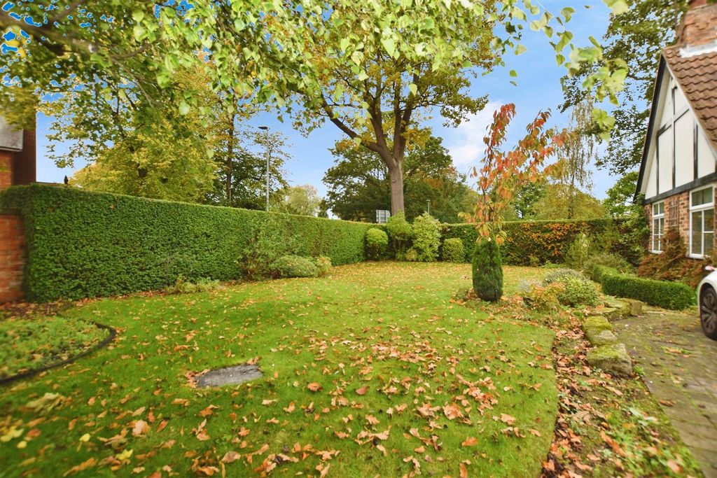 Property photo 2 of 32 Outside