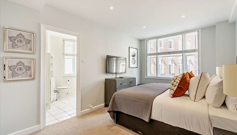 Property photo 2 of 11 2689783