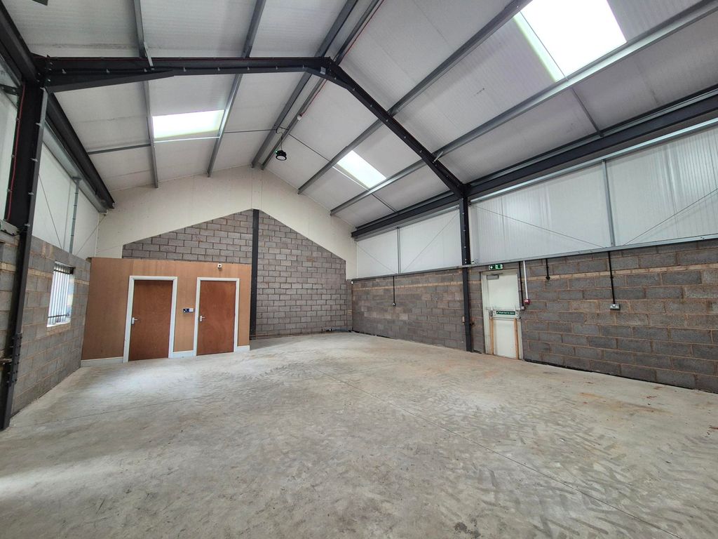 Property photo 2 of 5
