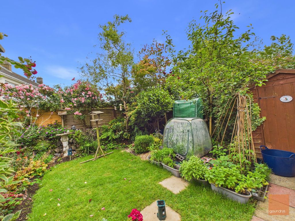 Property photo 2 of 19