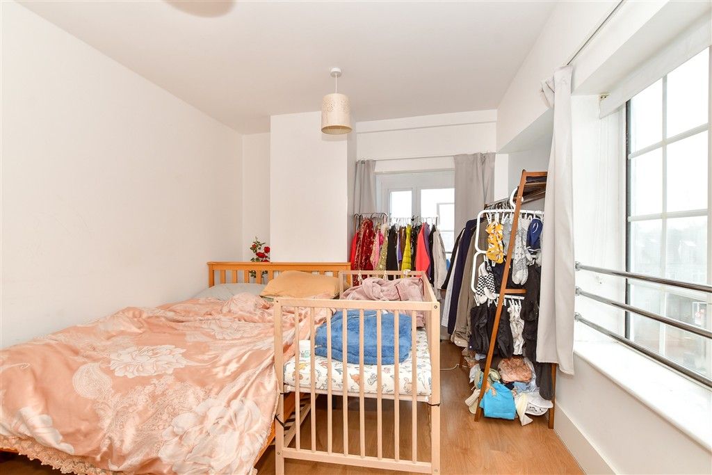 Property photo 3 of 9 Bedroom 1