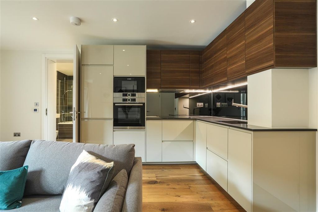 Property photo 3 of 27 Sugarhouseisland_...
