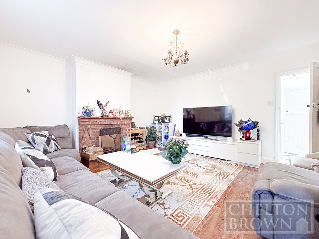 Property photo 2 of 18 Living Room