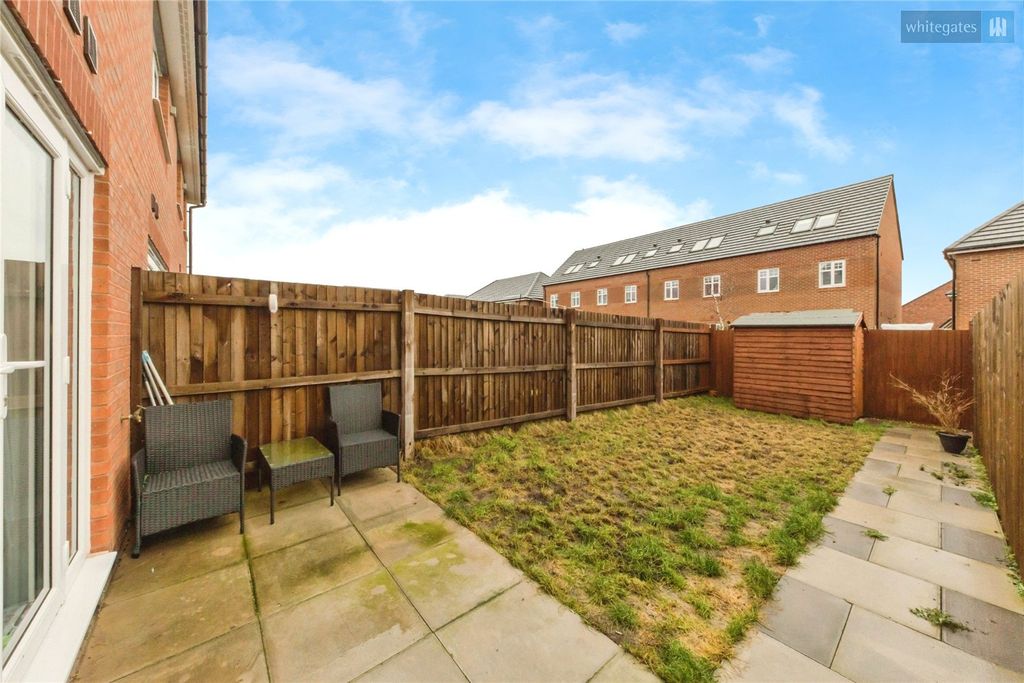 Property photo 2 of 15 Picture No. 18