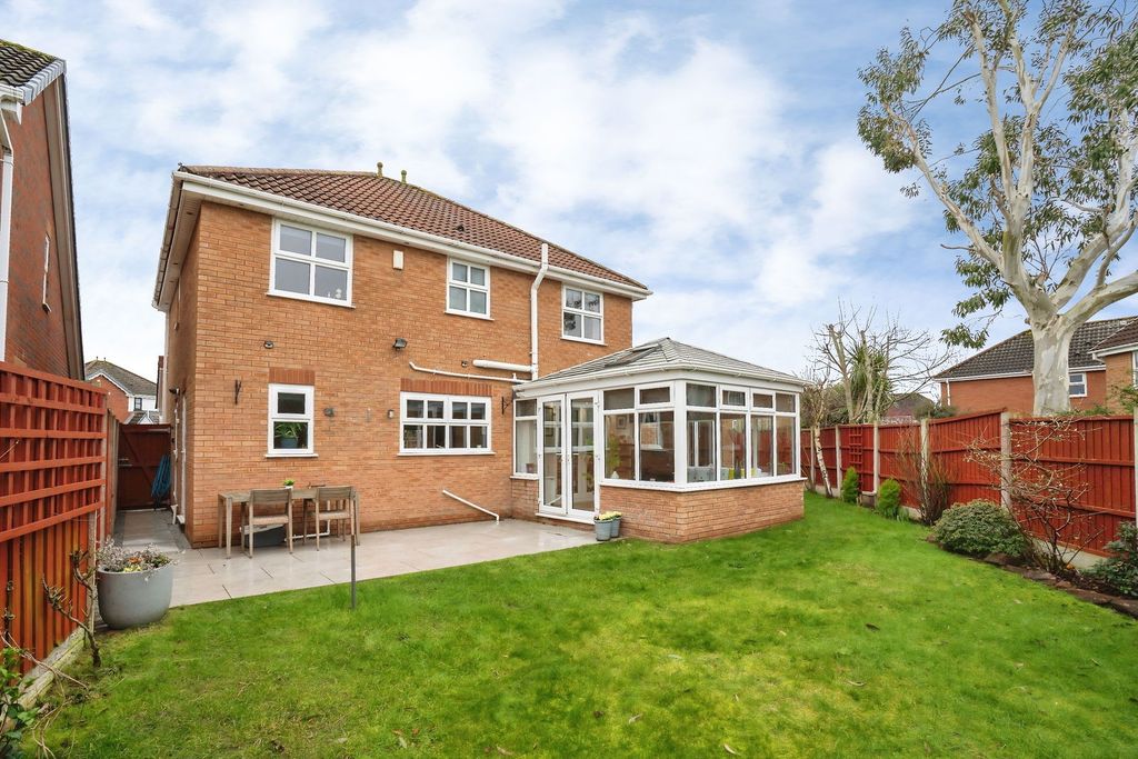 Property photo 3 of 39