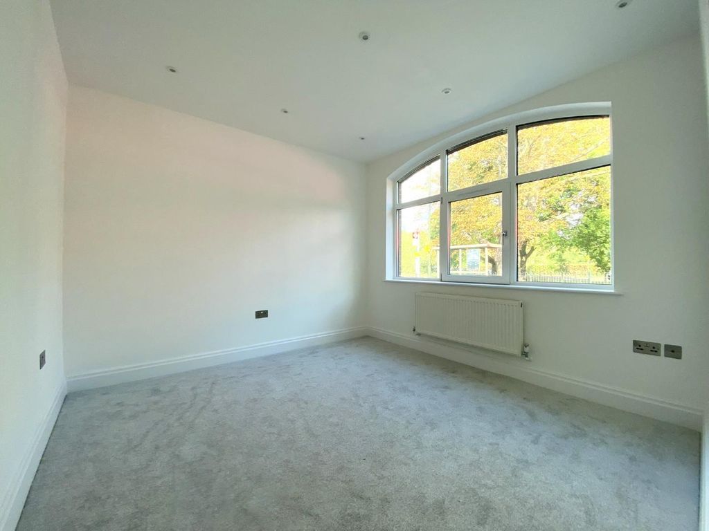 Property photo 2 of 10 Img_3470.Jpg