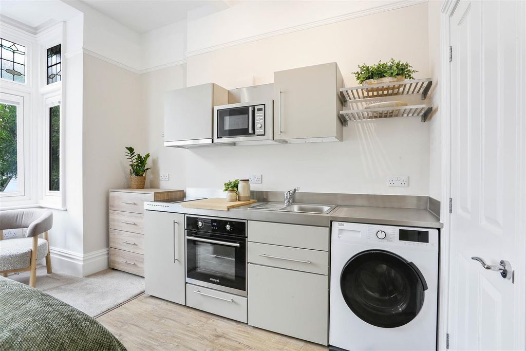 Property photo 3 of 18 1508626323 - F1 - 7.Jpg