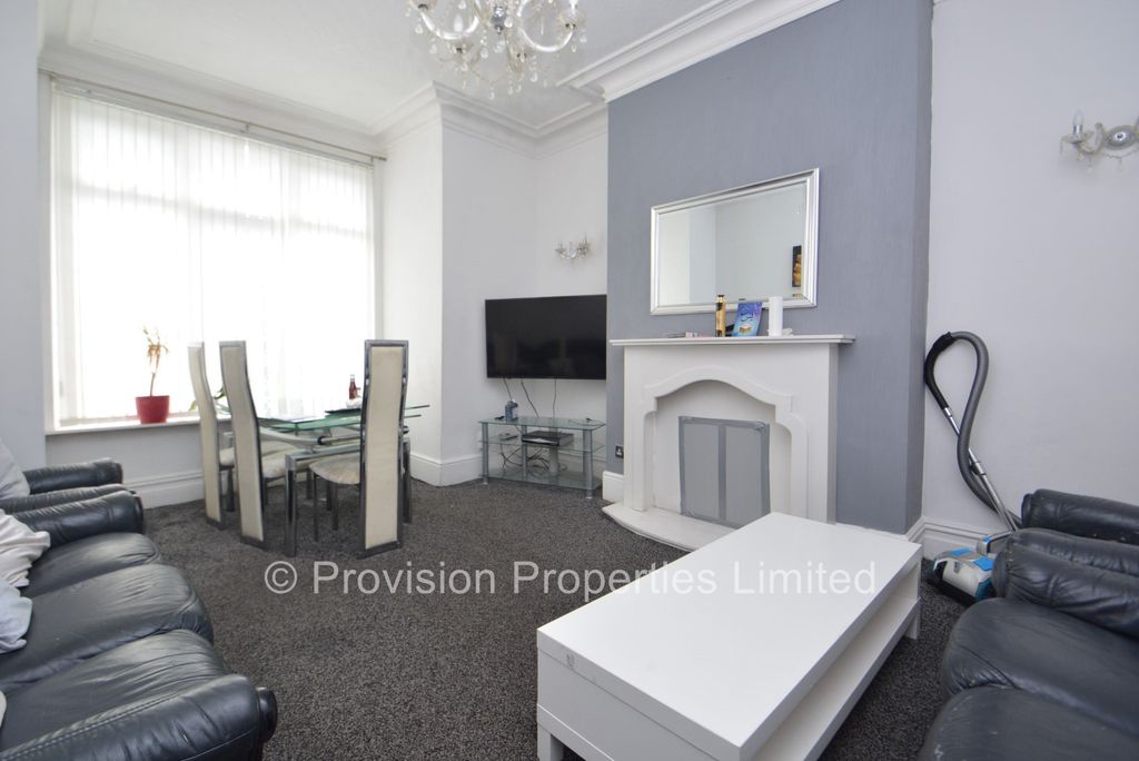 Property photo 1 of 14 Photo