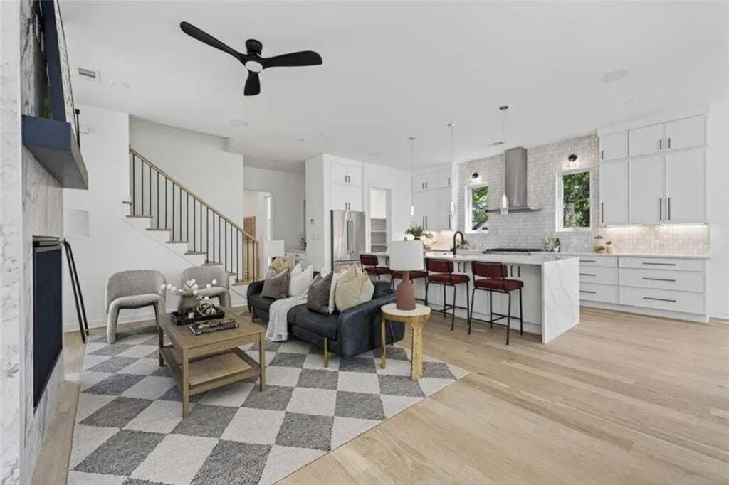 Property photo 3 of 31 <Alttext/>