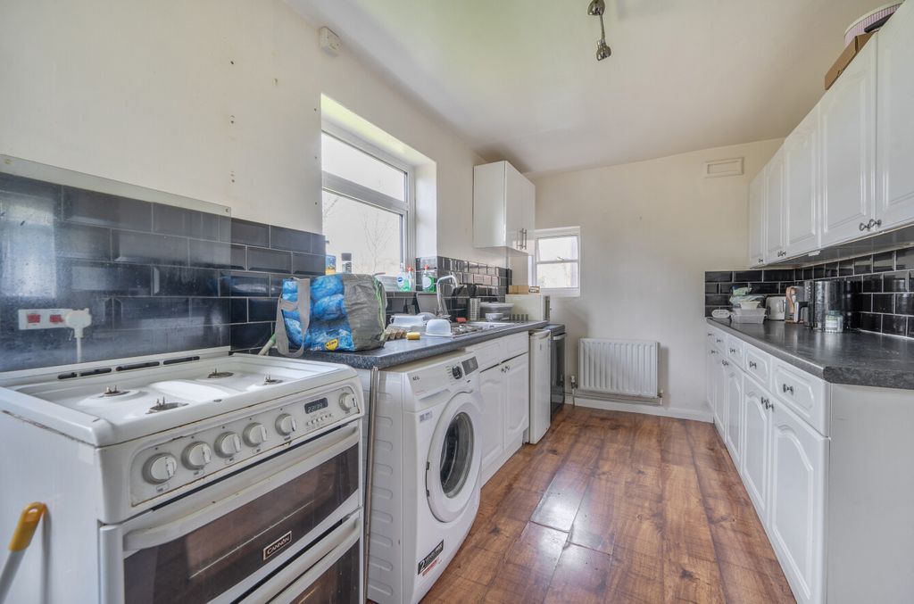 Property photo 3 of 18 1431255-6-69B93c2...