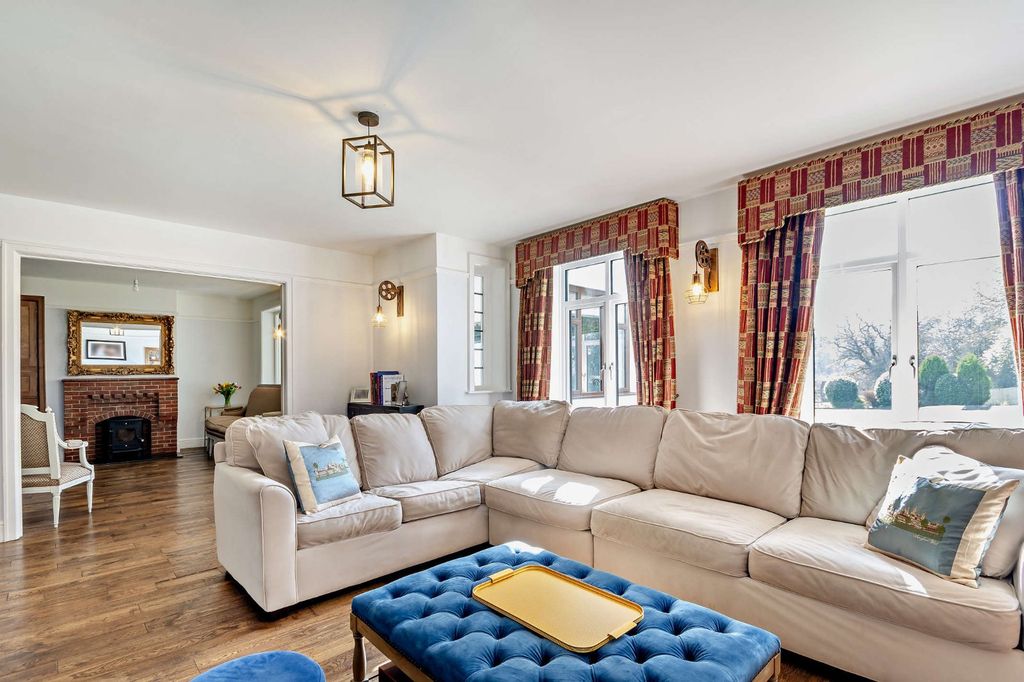 Additional image 7 of 6 bed detached house for saleAndover Road, Highclere, Newbury, Berkshire RG20