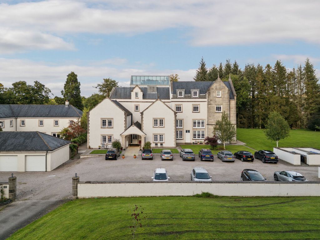 Property photo 1 of 37