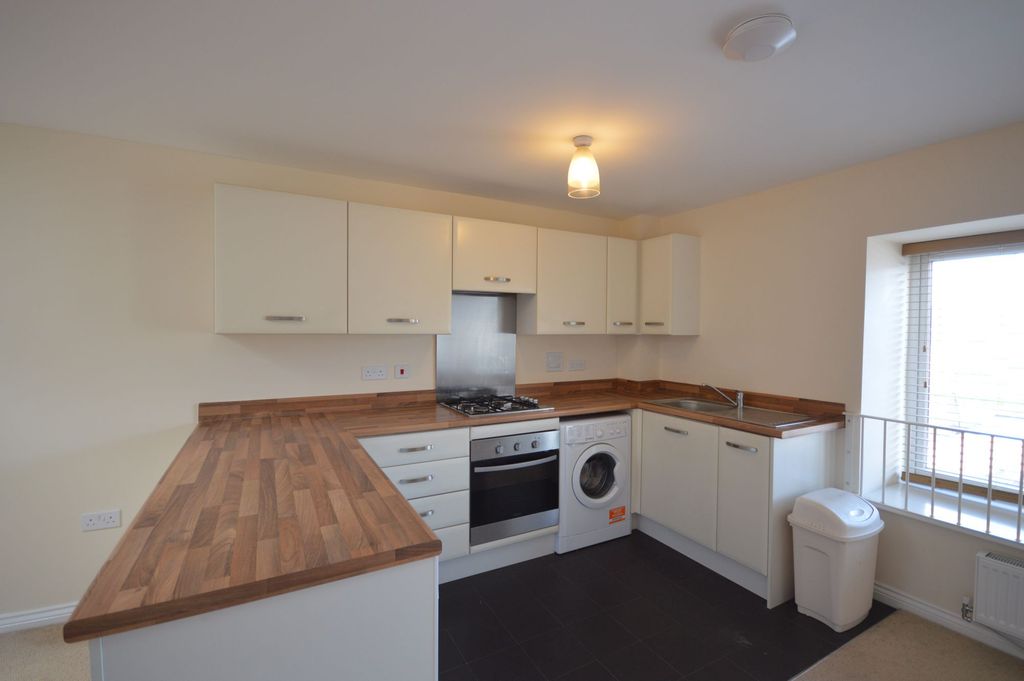 Property photo 3 of 7 Photo 7