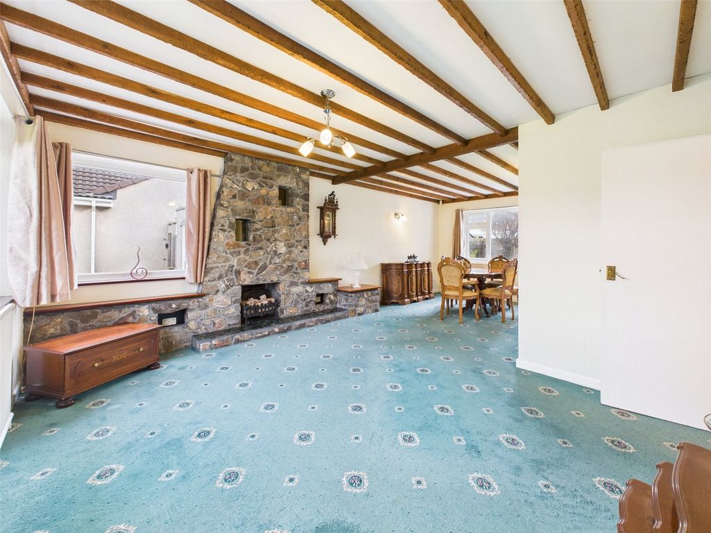 Property photo 3 of 21 Picture No. 11