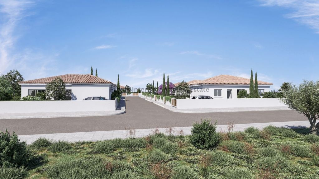 Property photo 3 of 5