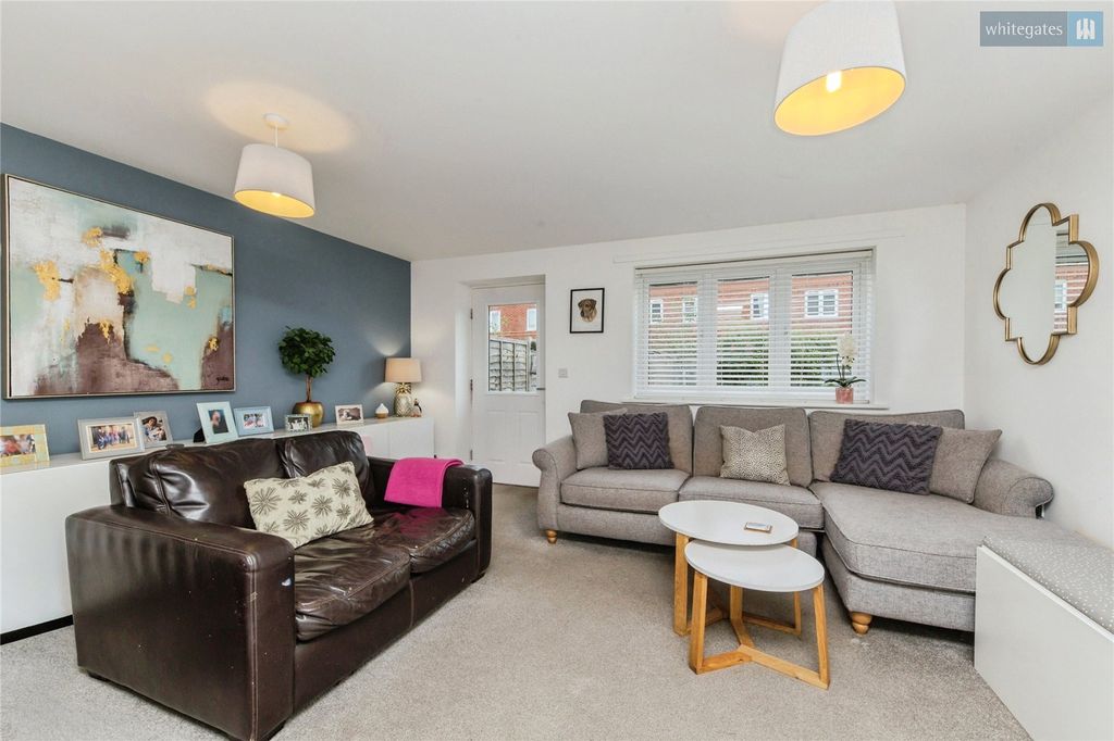 Property photo 3 of 17 Picture No. 16