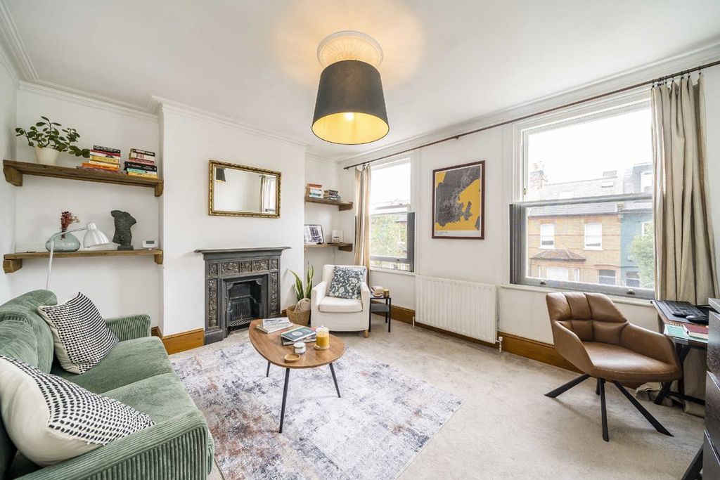 Property photo 2 of 4
