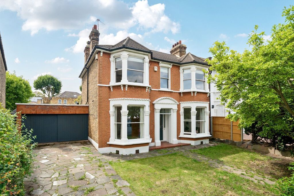 Property photo 1 of 21 Picture No. 38