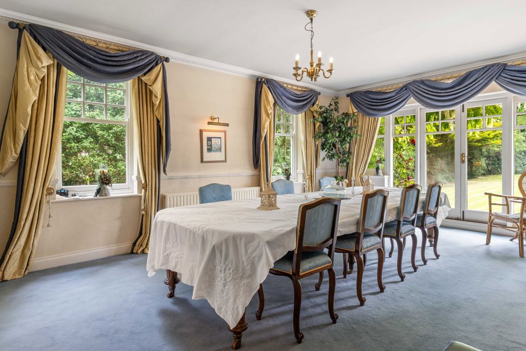 Additional image 19 of 6 bed detached house for saleGreenway, Hutton Mount, Brentwood CM13