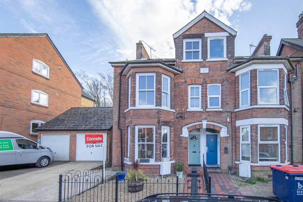 Property photo 1 of 20