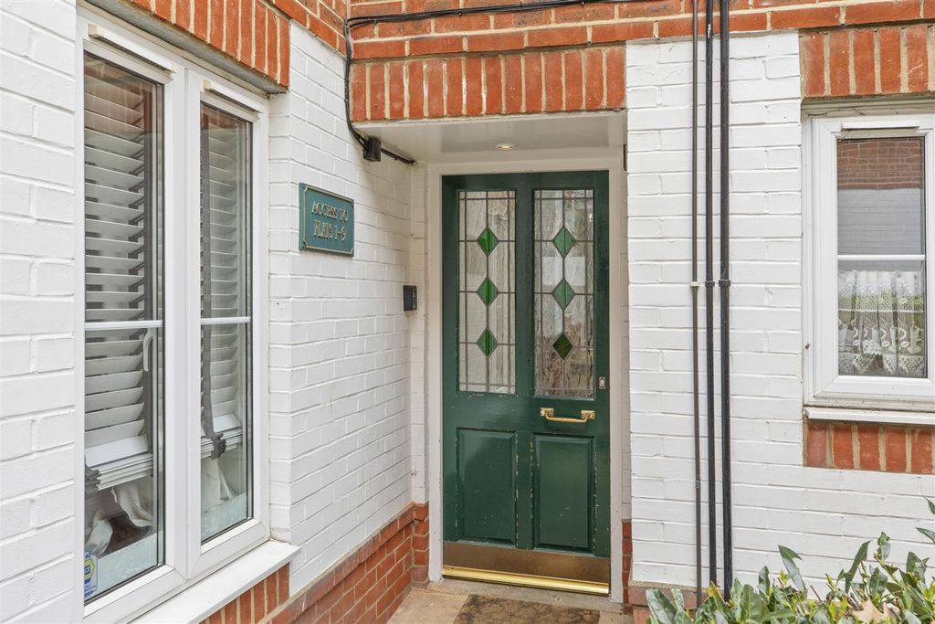 Additional image 4 of 1 bed flat for saleTavistock Mews, High Wycombe HP12