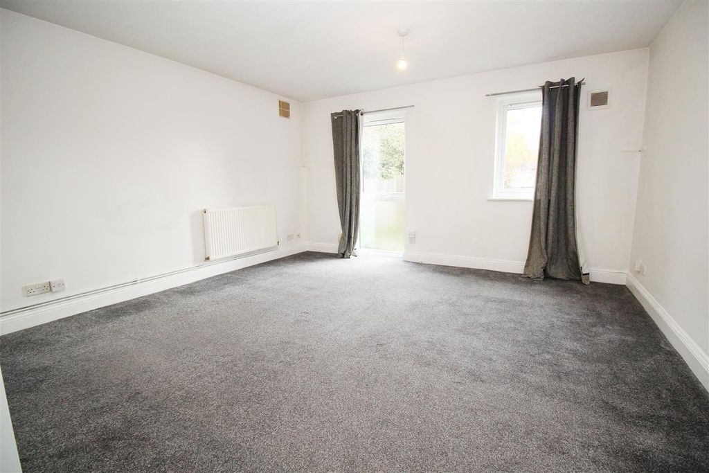 Property photo 3 of 6 Img_9041.Jpg