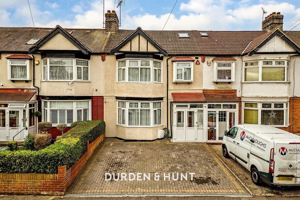 Property photo 2 of 30 Beehive-48.1.Jpg